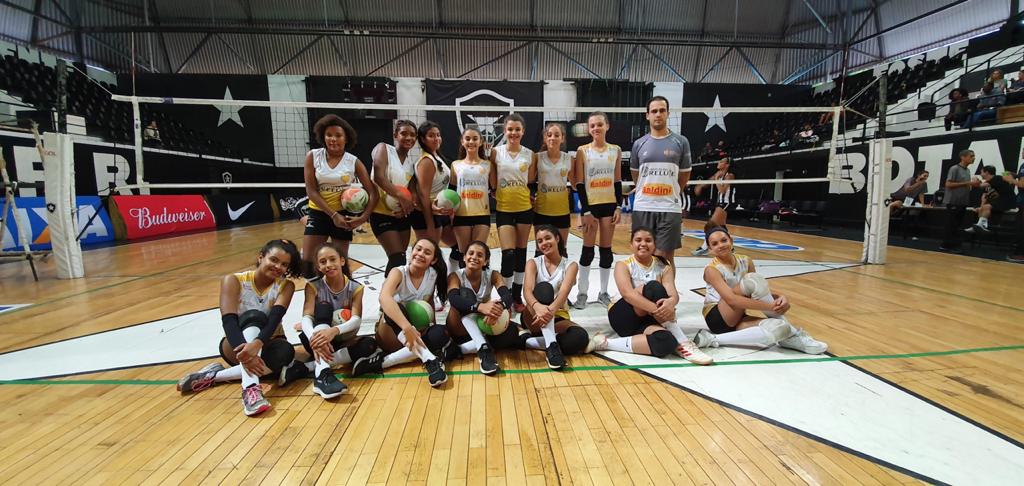 mais ação voleibol