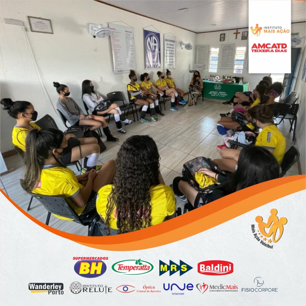 Instituto Mais Ação- Foto da reunião com a nova psicóloga